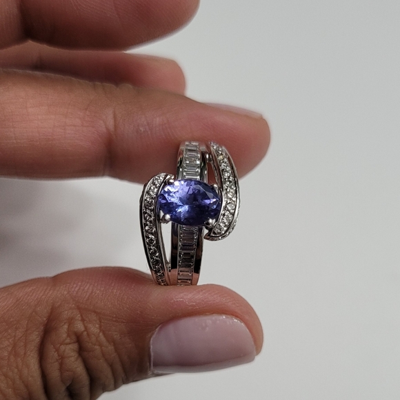14k solid gold and genuine Tanzanite and diamond ring sz 7. - Picture 6 of 11